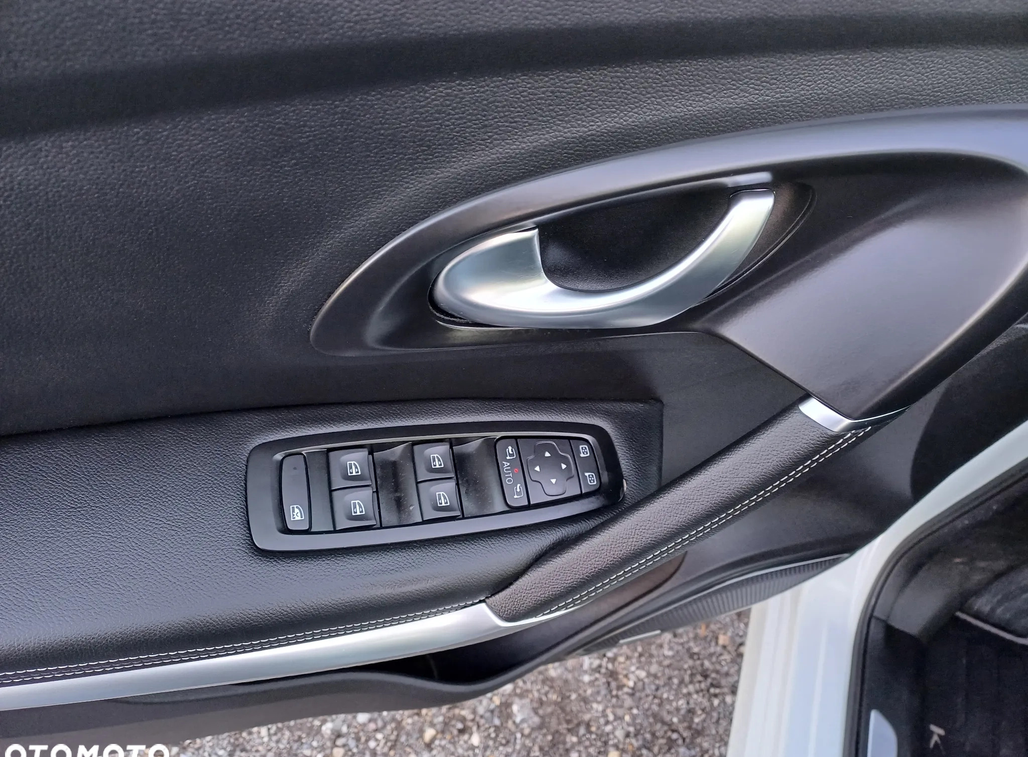 Renault Kadjar cena 73999 przebieg: 155000, rok produkcji 2019 z Działoszyn małe 211